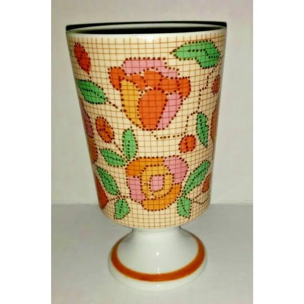 Vintage Coffee Cup Mug‎ Tapestry Avant Garde Collection Flowers Pedestal Base